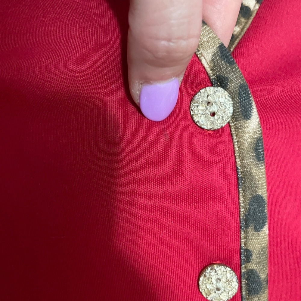 Blair Womens Medium Unique Red Giraffe Graphic Safari Cardigan Leopard Trim NWOT - Picture 3 of 4
